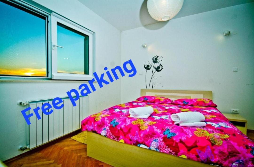 Apartamento Apartman Roko Šibenik Exterior foto