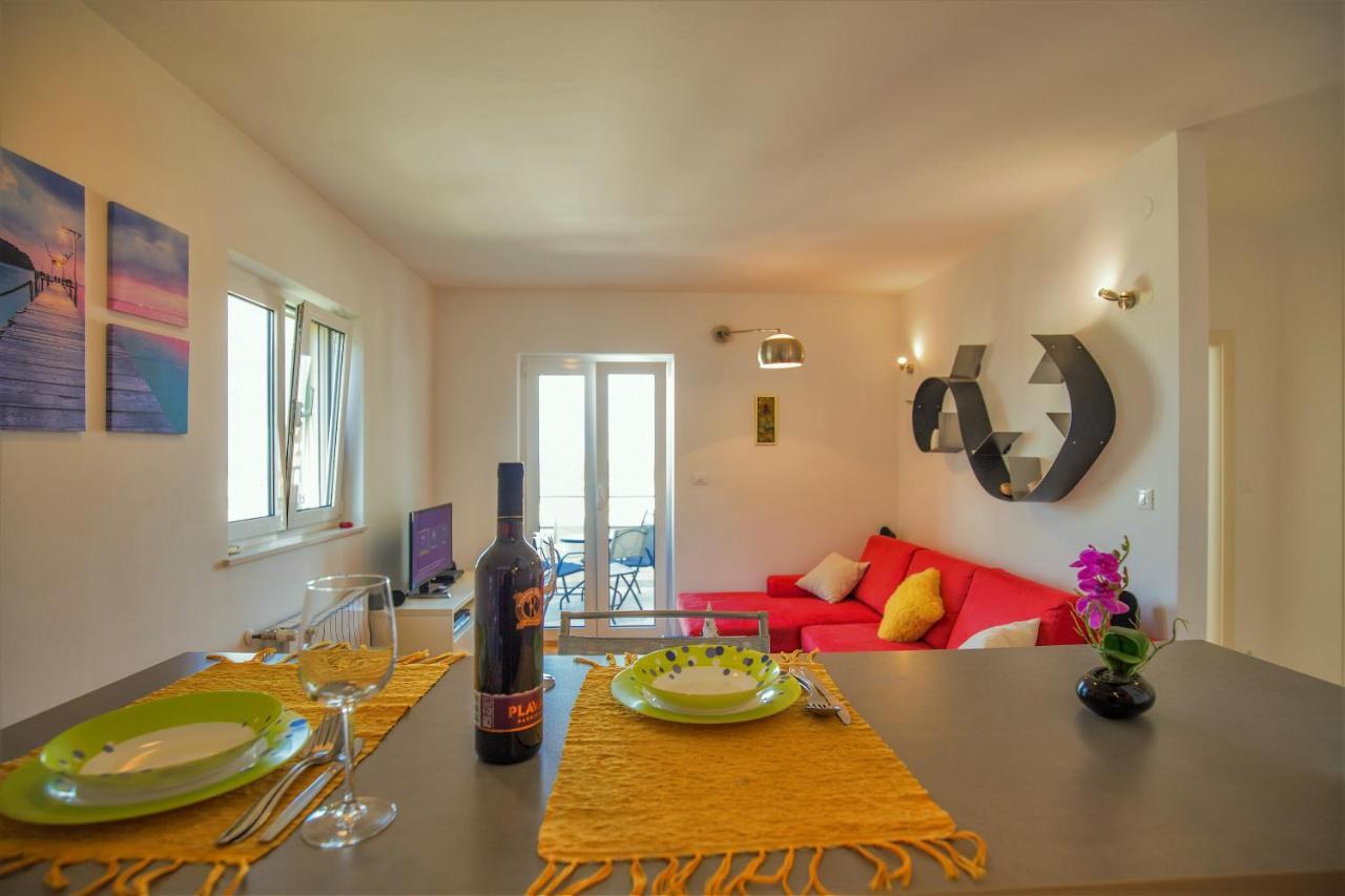 Apartamento Apartman Roko Šibenik Exterior foto